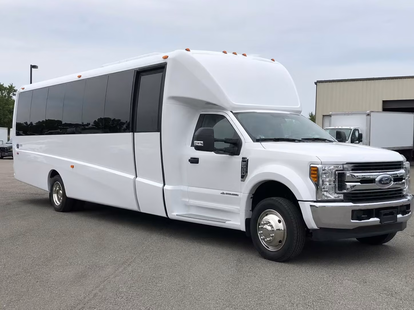 20 passenger minibus